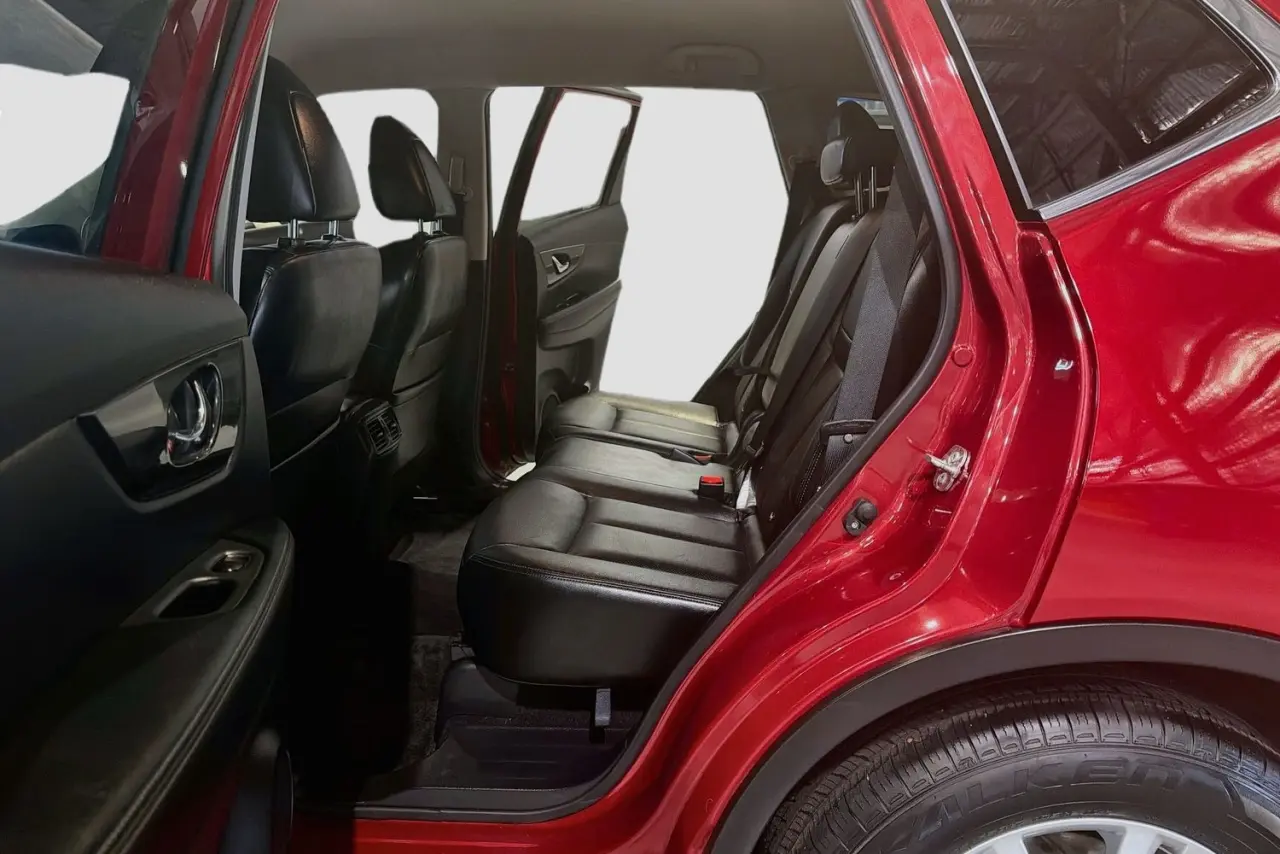 2018 Nissan X-TRAIL Gallery Image 26