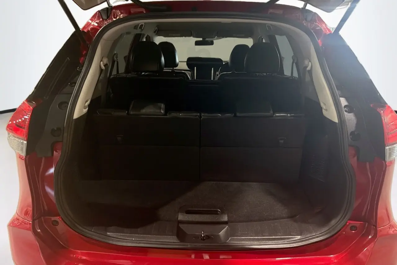 2018 Nissan X-TRAIL Gallery Image 27