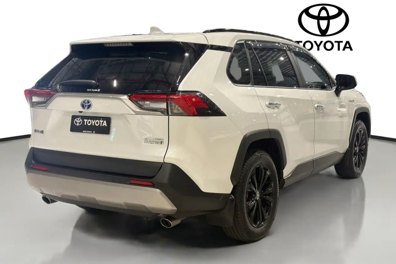 2023 Toyota RAV4 Gallery Image 10