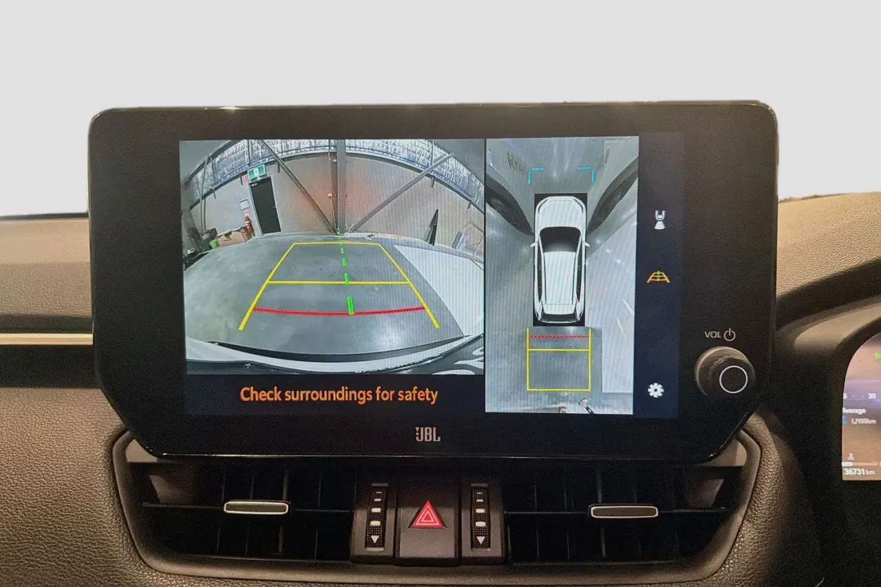 2023 Toyota RAV4 Gallery Image 17