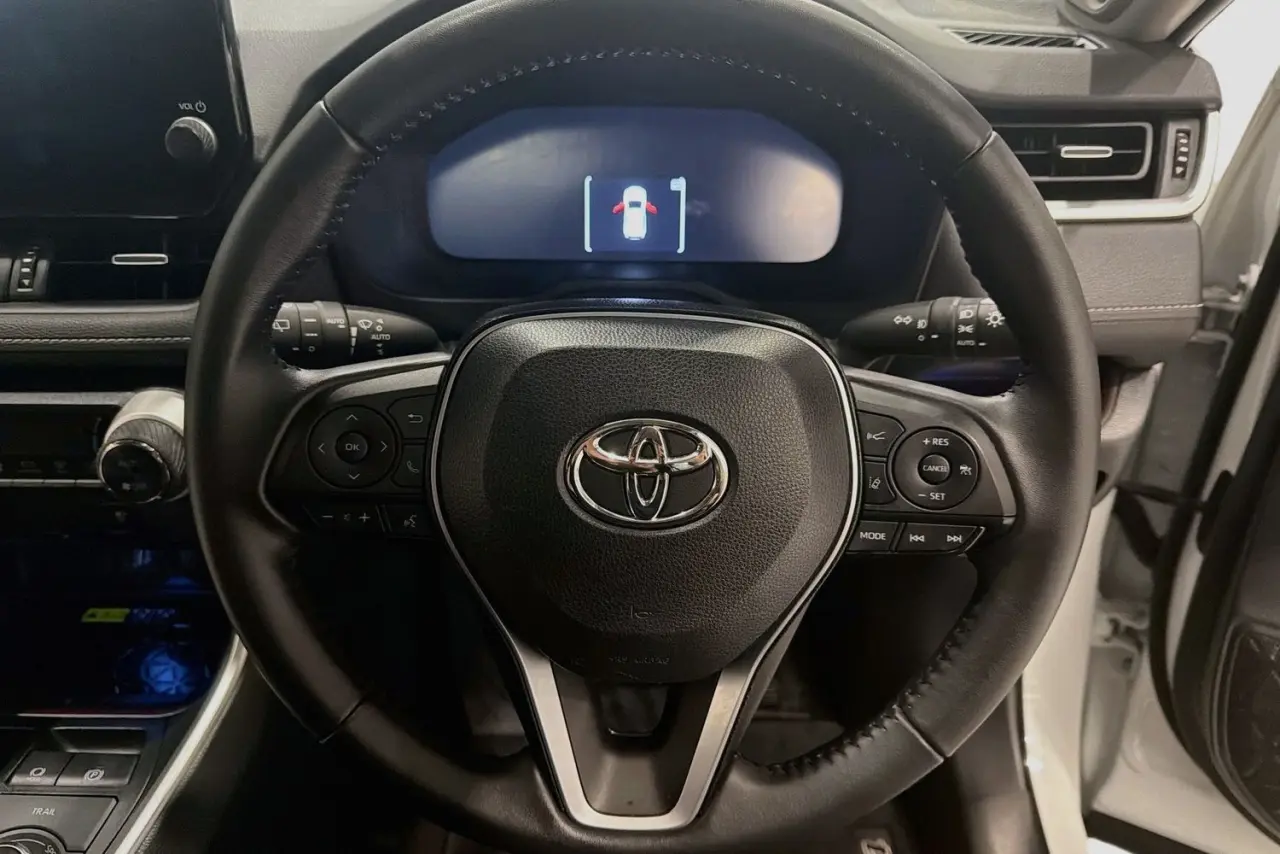 2023 Toyota RAV4 Gallery Image 21