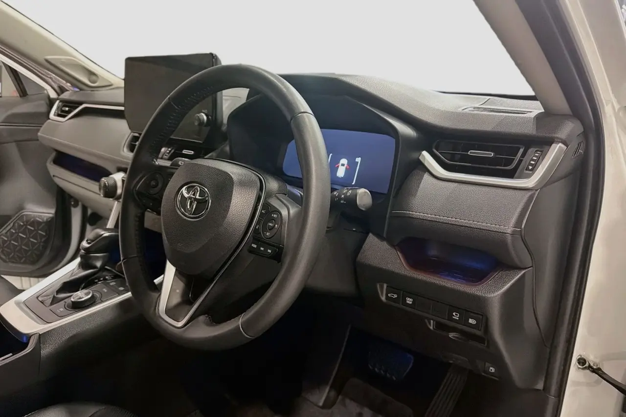 2023 Toyota RAV4 Gallery Image 23