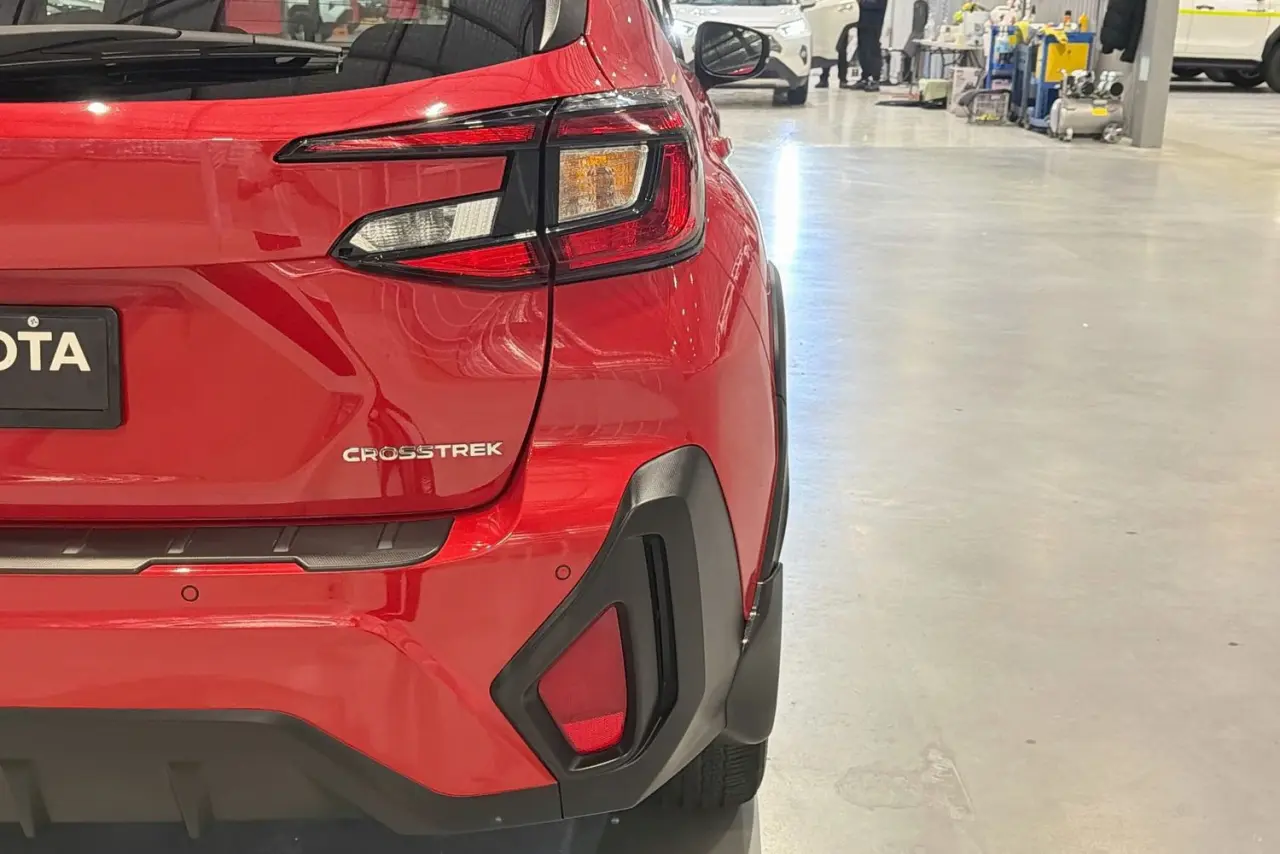 2023 Subaru Crosstrek Gallery Image 9