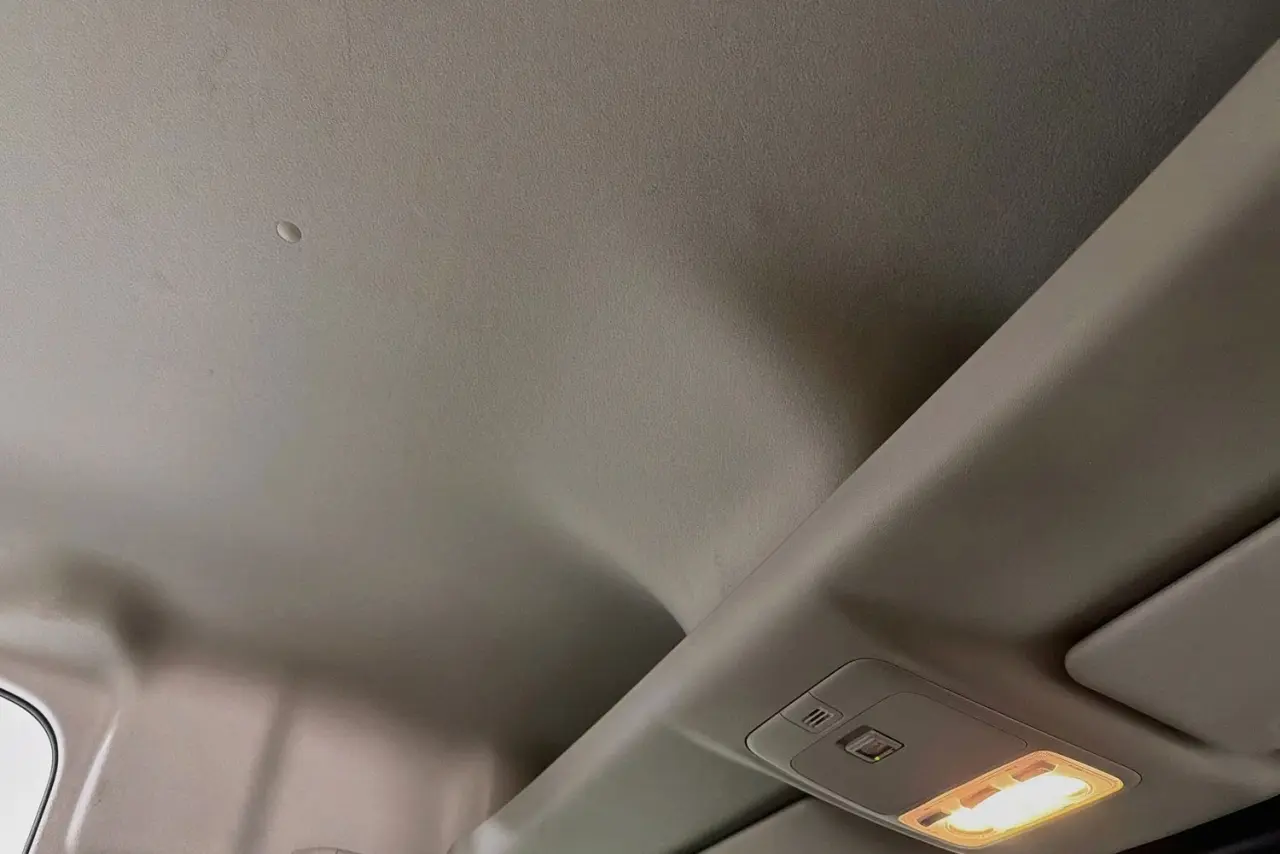 2026 Toyota Hiace Gallery Image 12