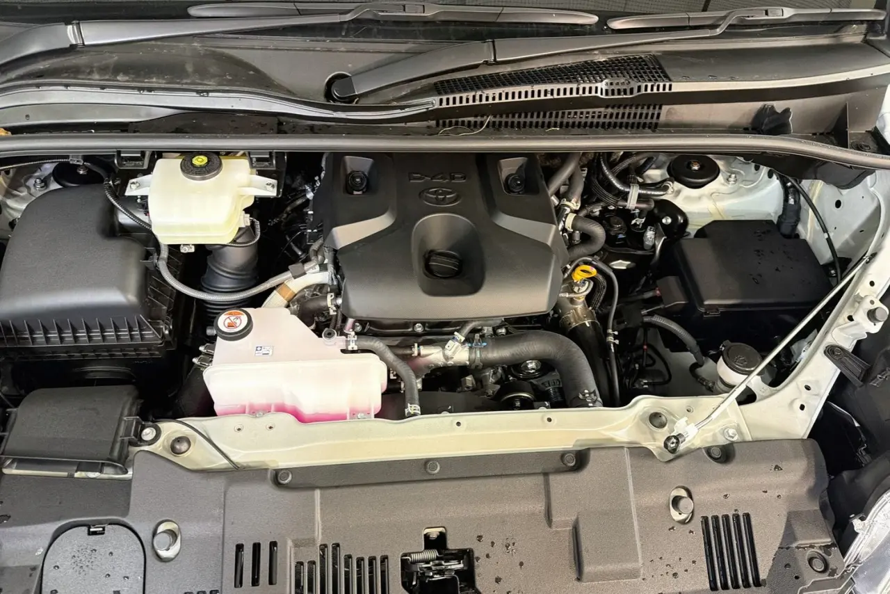 2026 Toyota Hiace Gallery Image 29