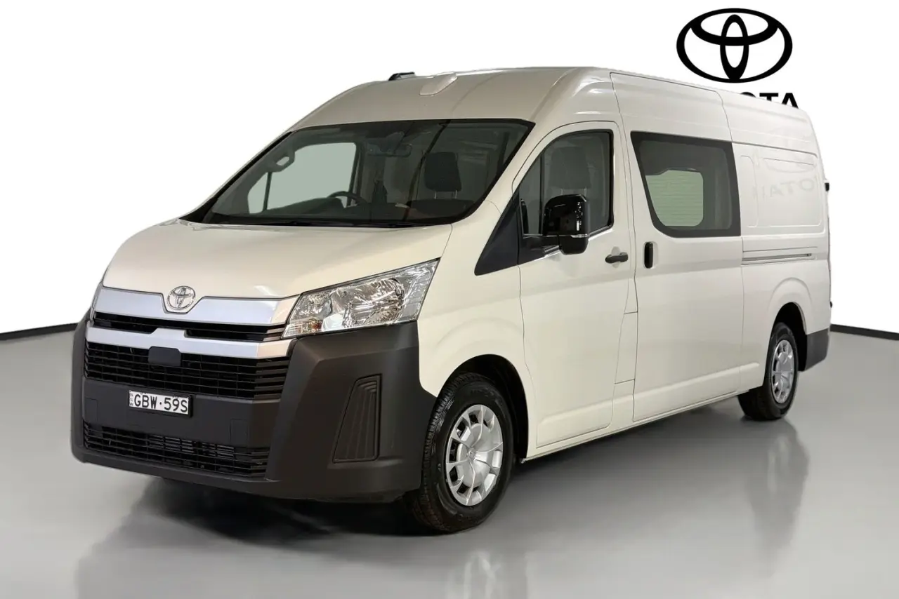 2026 Toyota Hiace Gallery Image 4