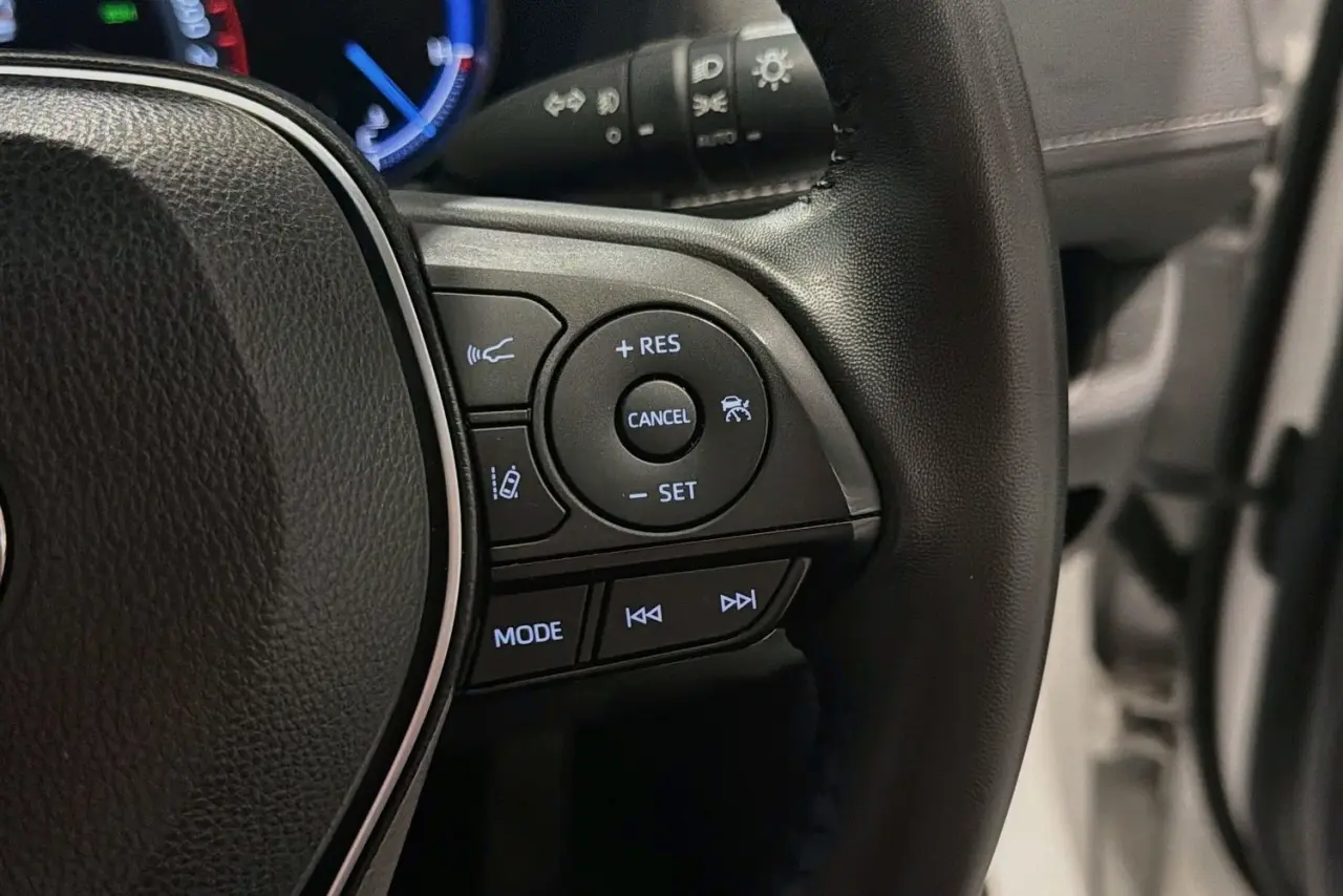 2024 Toyota RAV4 Gallery Image 20
