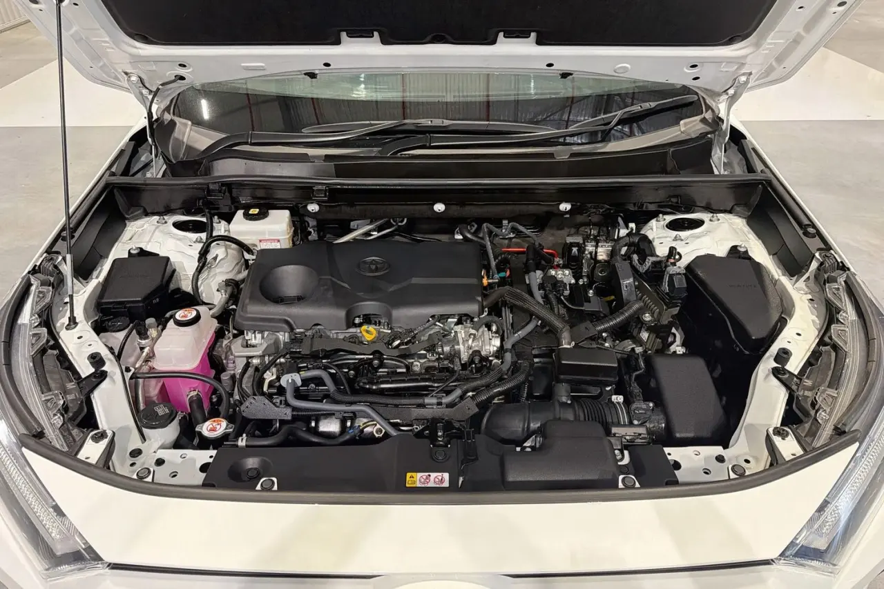 2024 Toyota RAV4 Gallery Image 29