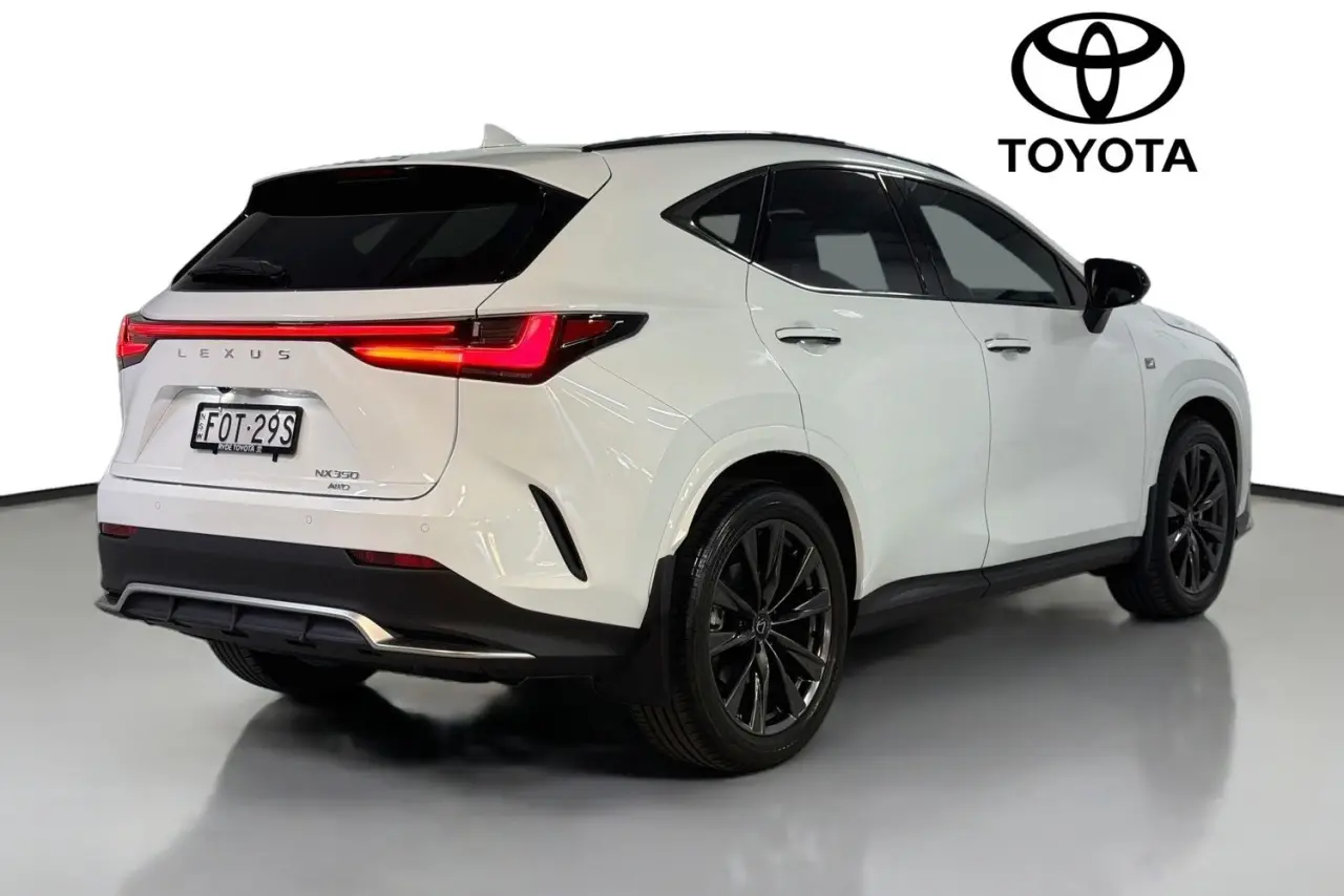 2025 Lexus NX Gallery Image 10