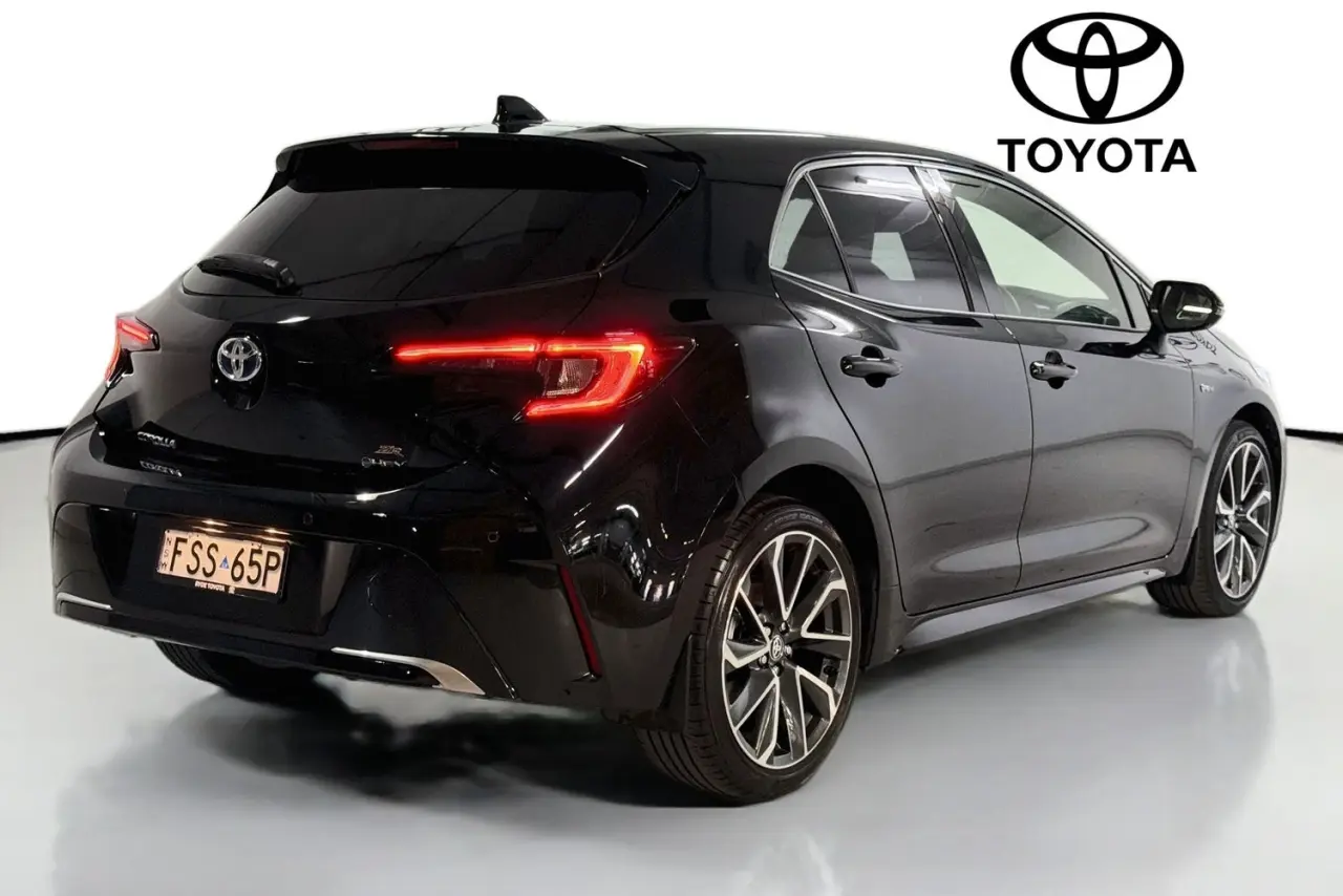 2025 Toyota Corolla Gallery Image 10