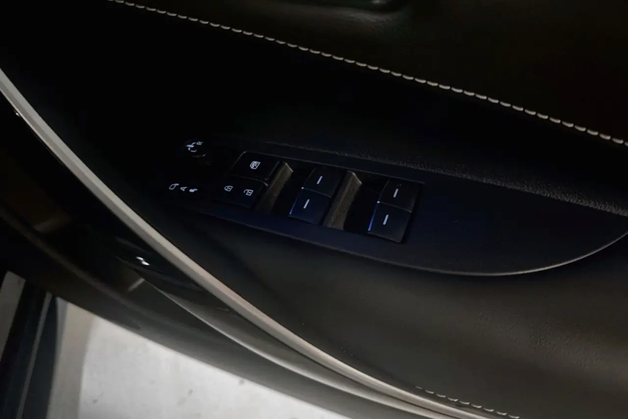 2025 Toyota Corolla Gallery Image 24