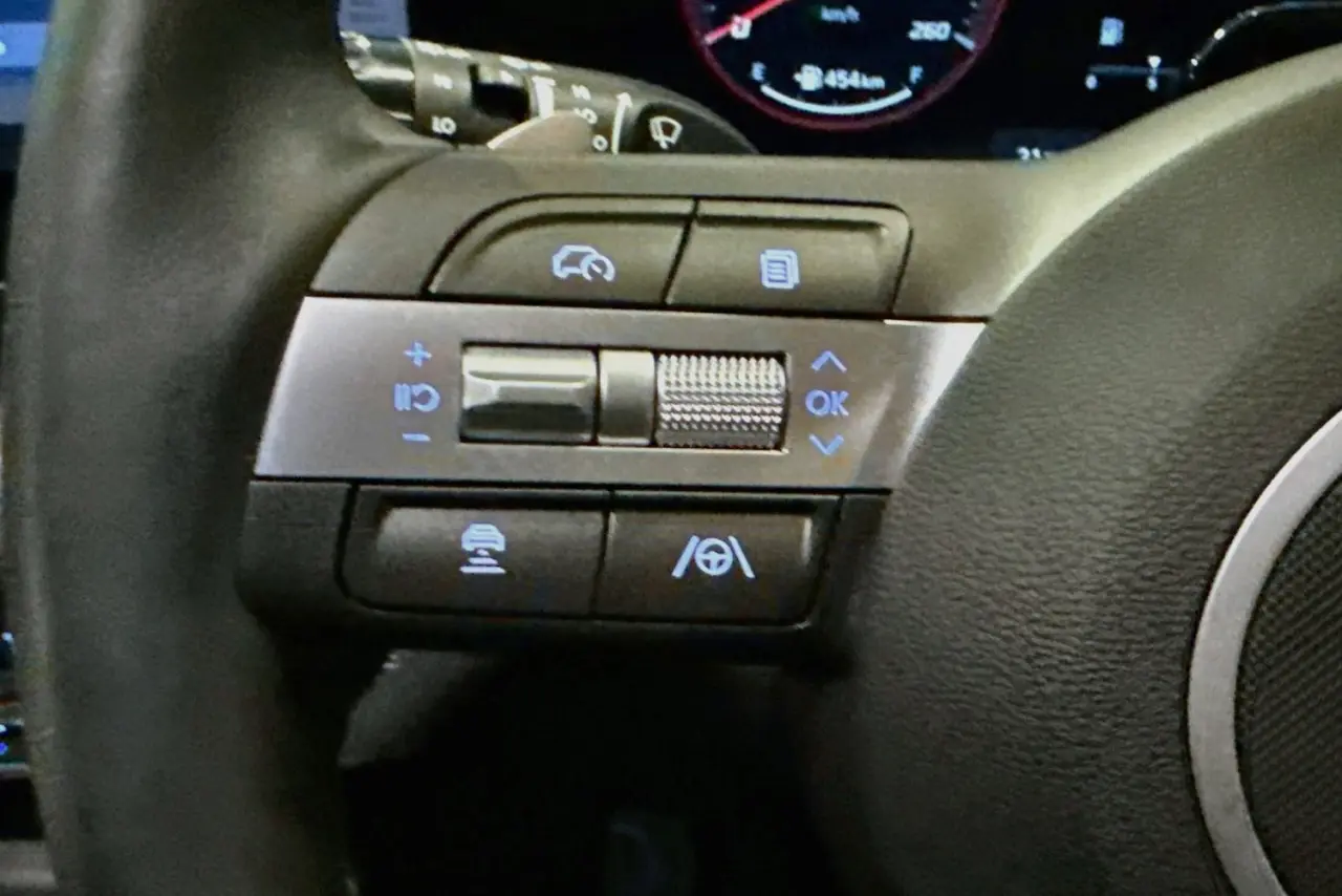 2023 Hyundai Kona Gallery Image 19