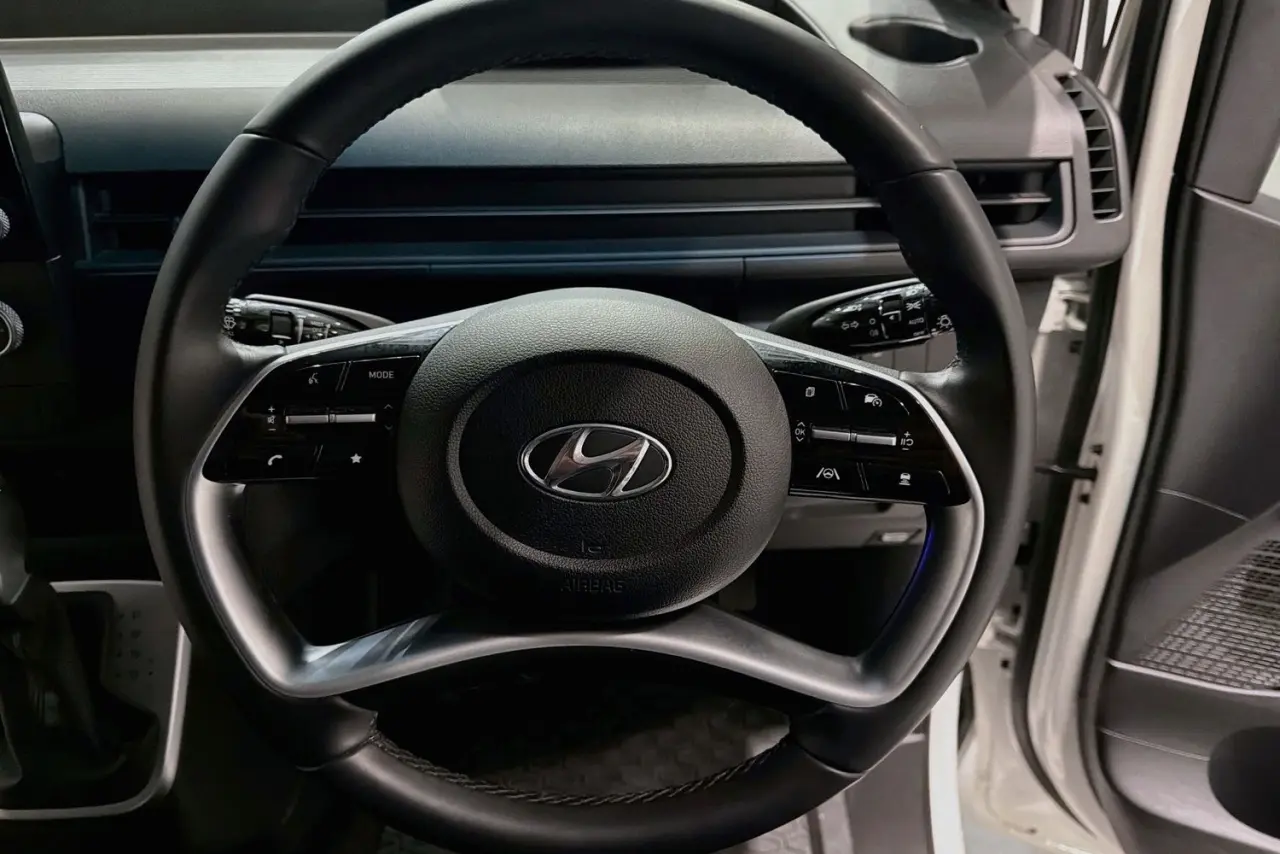 2023 Hyundai STARIA LOAD Gallery Image 21