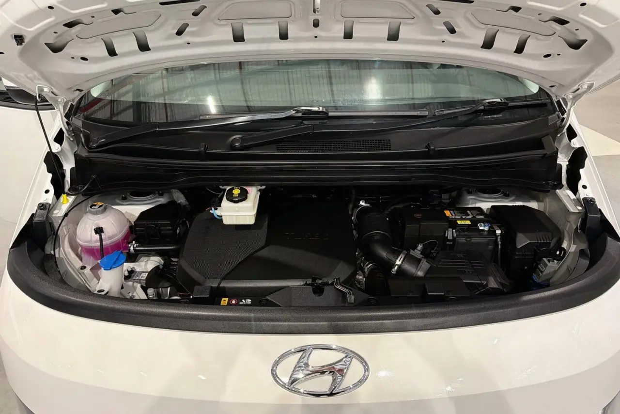 2023 Hyundai STARIA LOAD Gallery Image 29