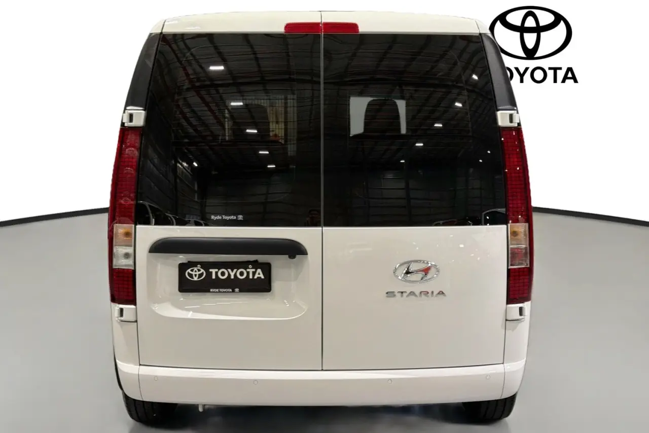 2023 Hyundai STARIA LOAD Gallery Image 7