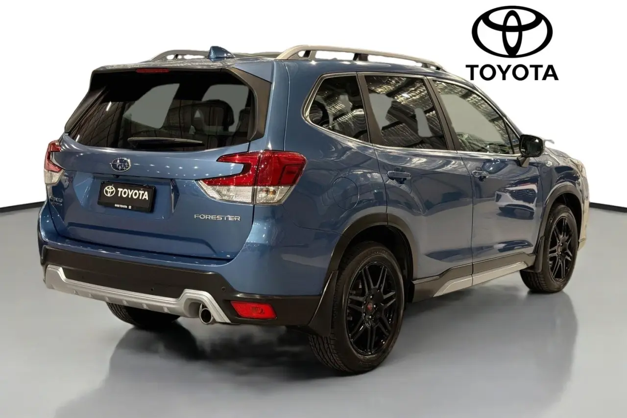 2023 Subaru Forester Gallery Image 10