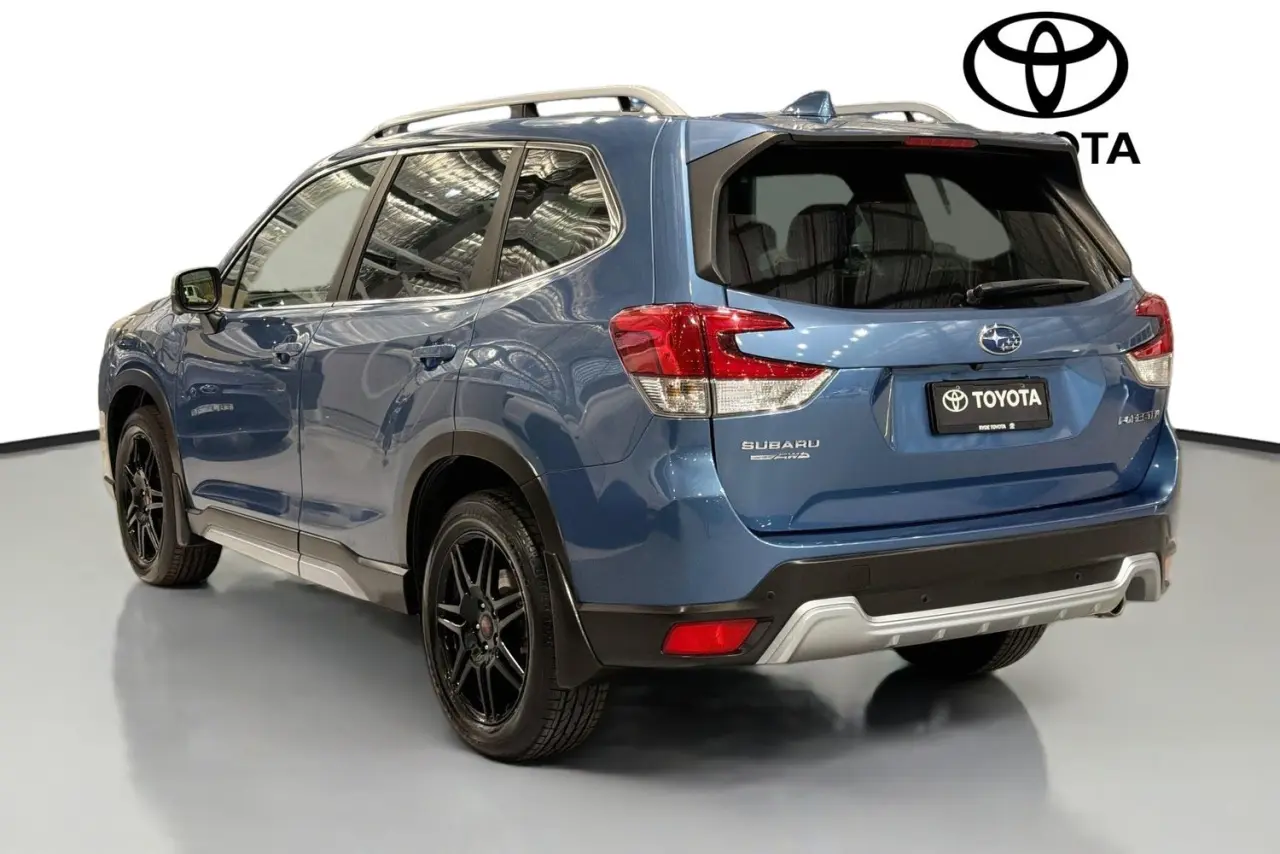 2023 Subaru Forester Gallery Image 6