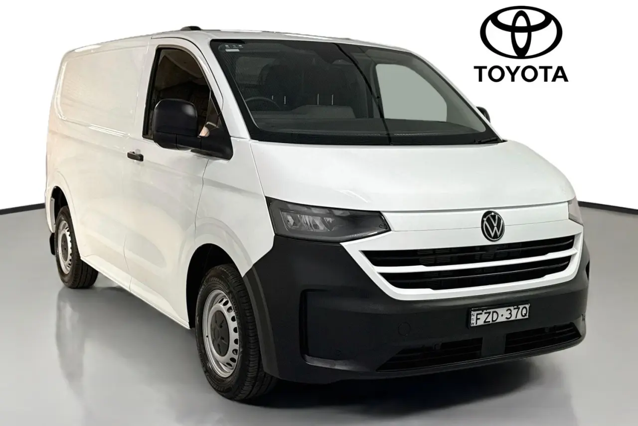 2025 Volkswagen Transporter Gallery Image 1