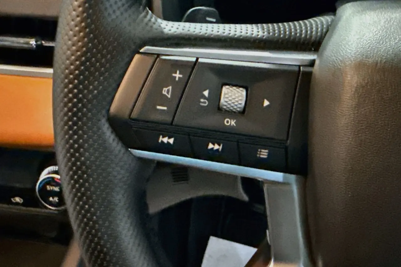 2022 Mitsubishi Outlander Gallery Image 19
