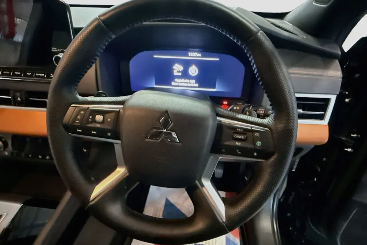 2022 Mitsubishi Outlander Gallery Image 21