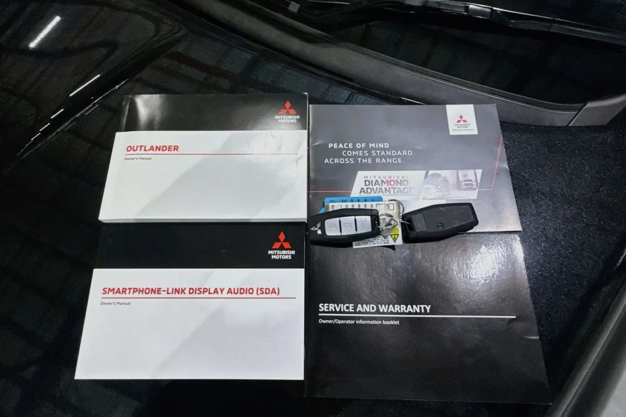 2022 Mitsubishi Outlander Gallery Image 30