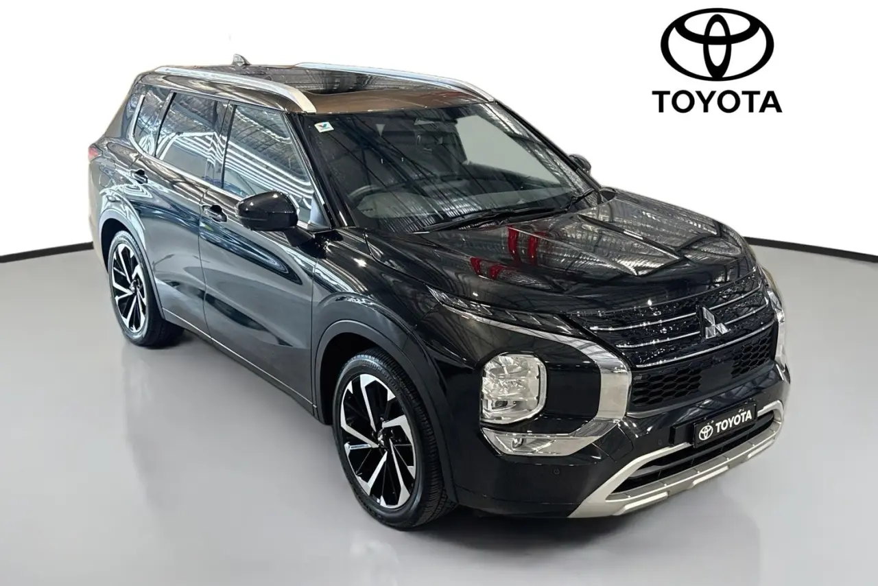 2022 Mitsubishi Outlander Gallery Image 31