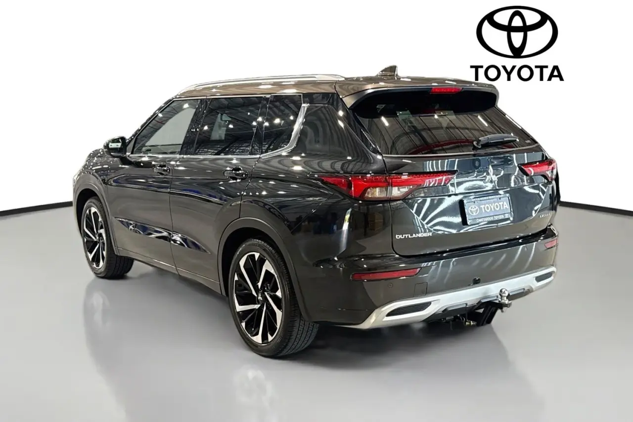 2022 Mitsubishi Outlander Gallery Image 6