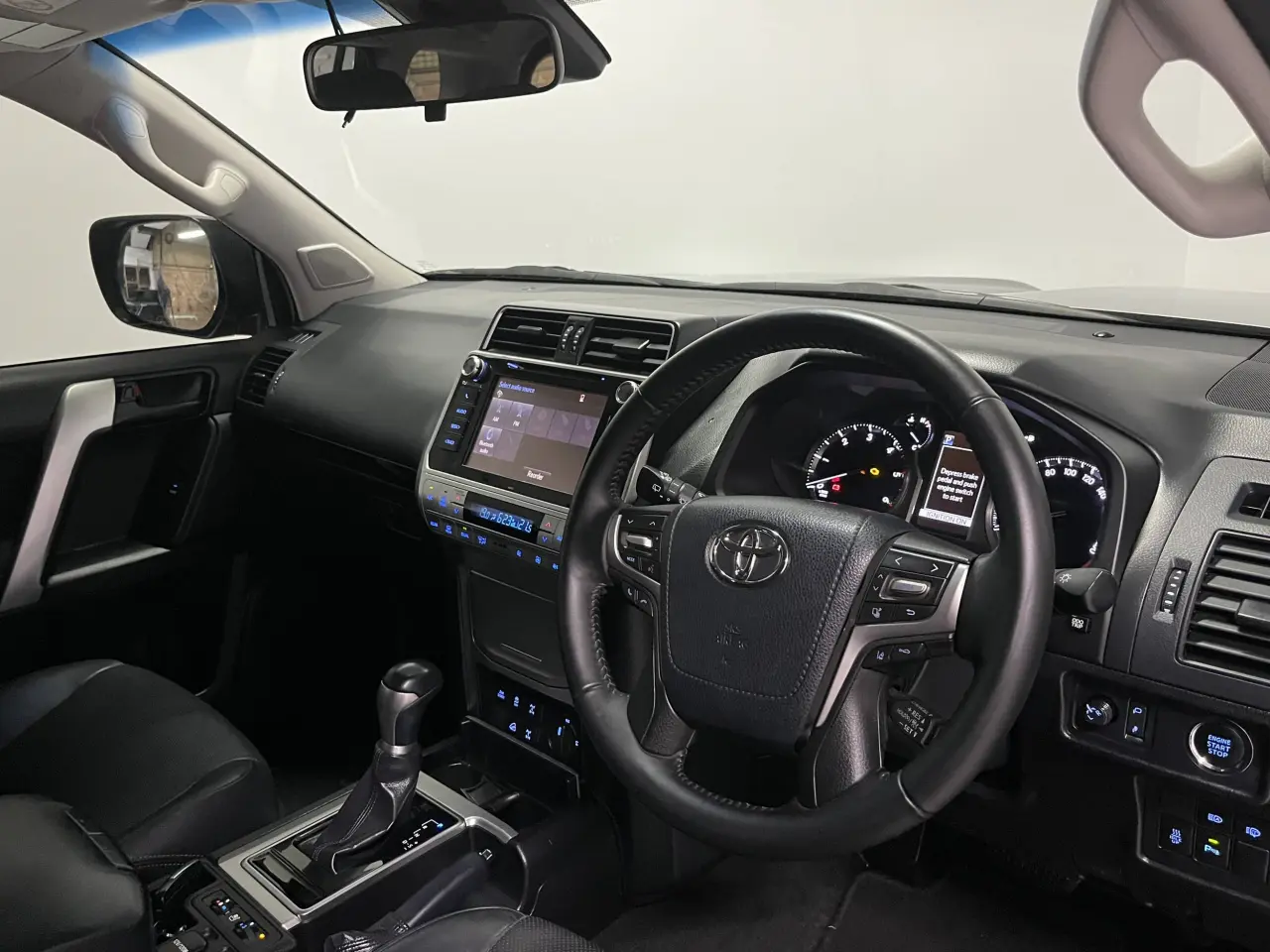 2019 Toyota Prado Gallery Image 13