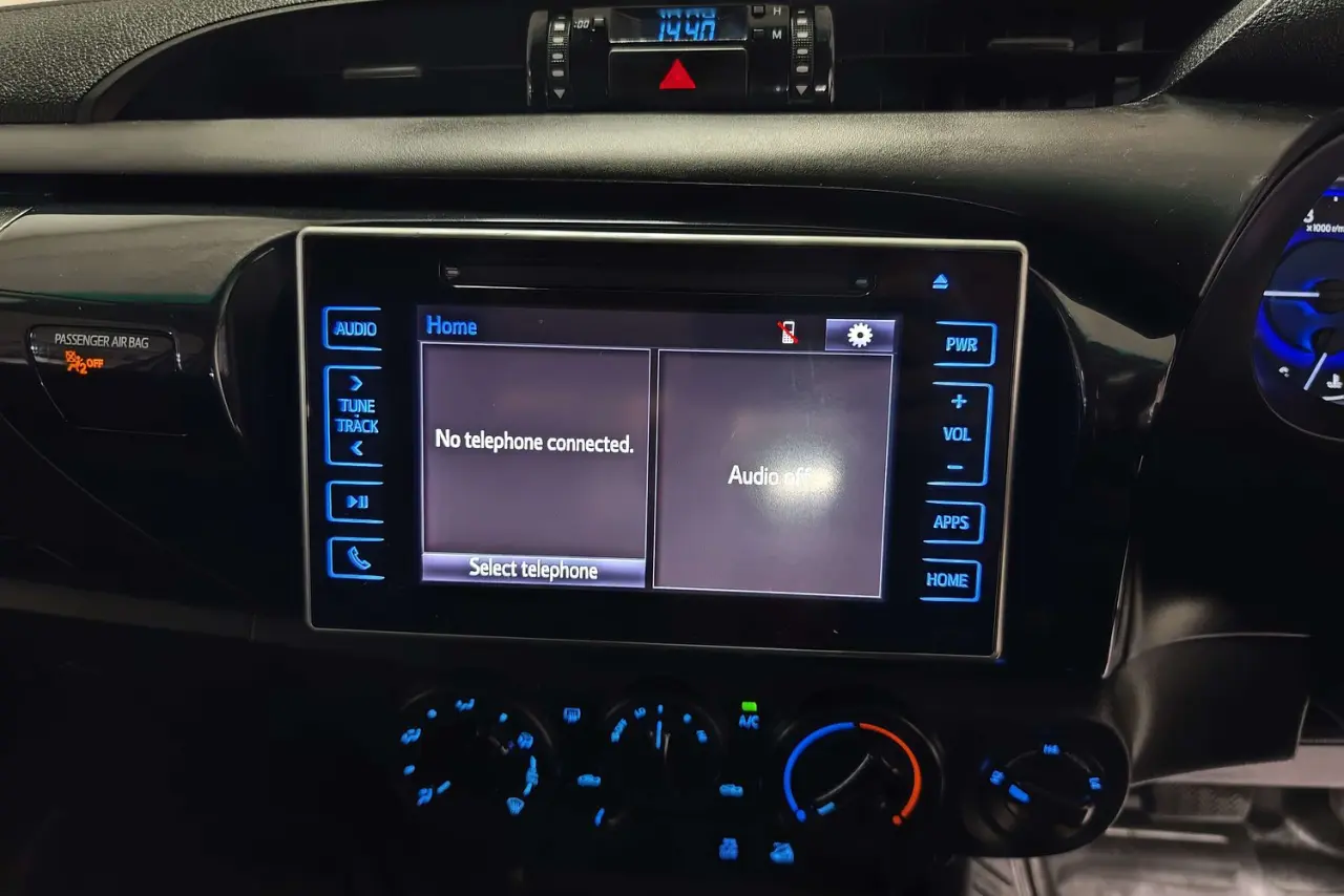 2019 Toyota Hilux Gallery Image 18