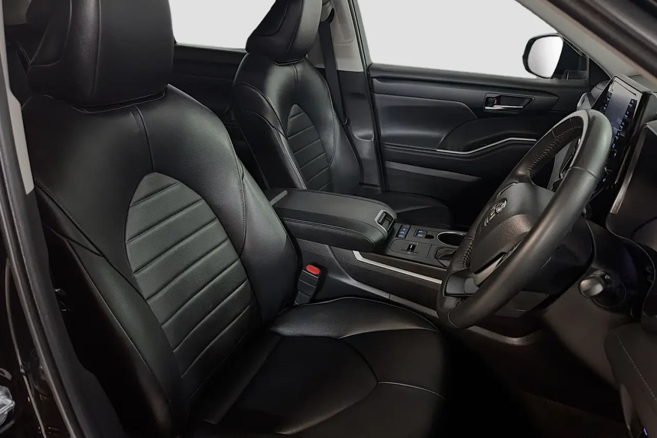 2022 Toyota Kluger Gallery Image 12