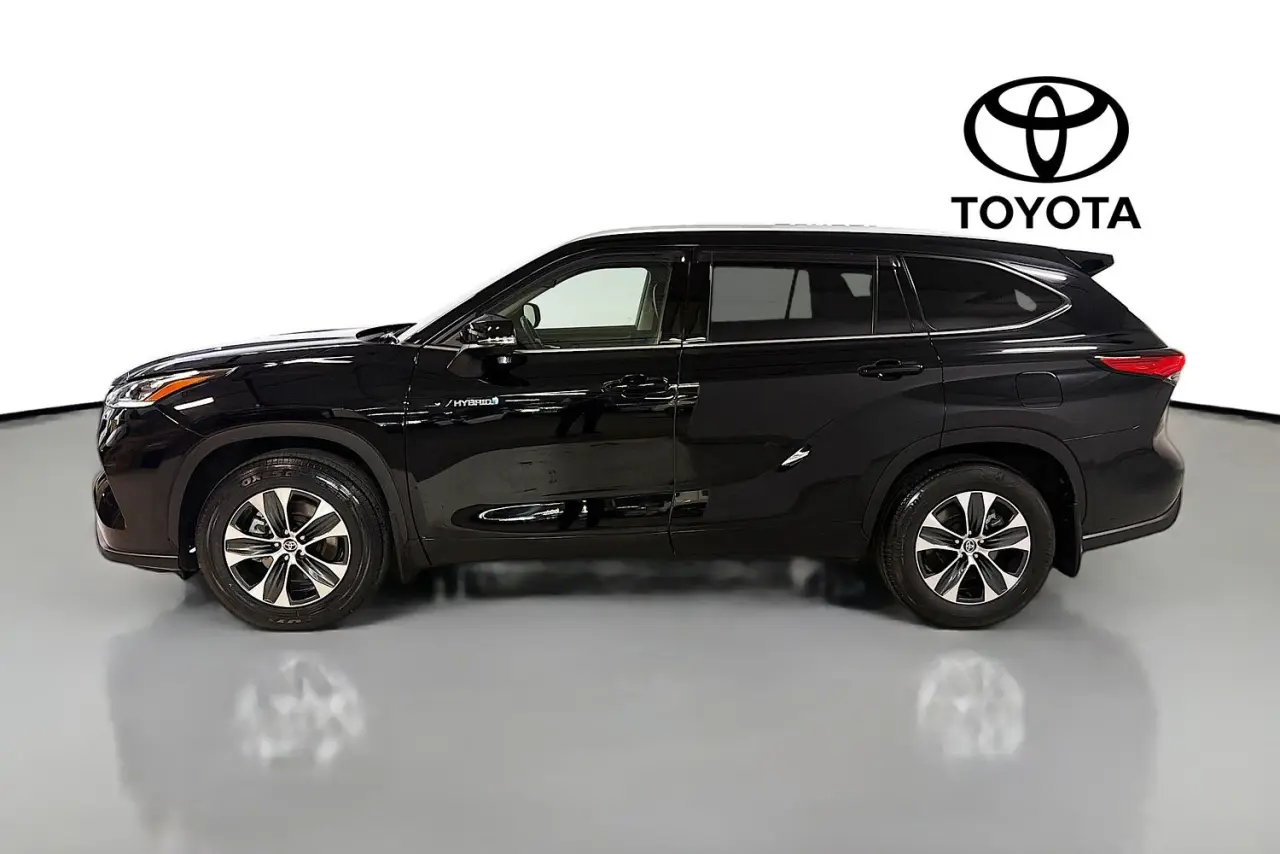 2022 Toyota Kluger Gallery Image 5