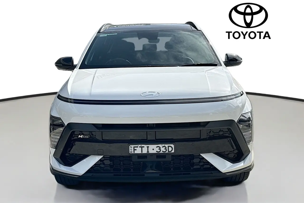 2025 Hyundai Kona Gallery Image 2