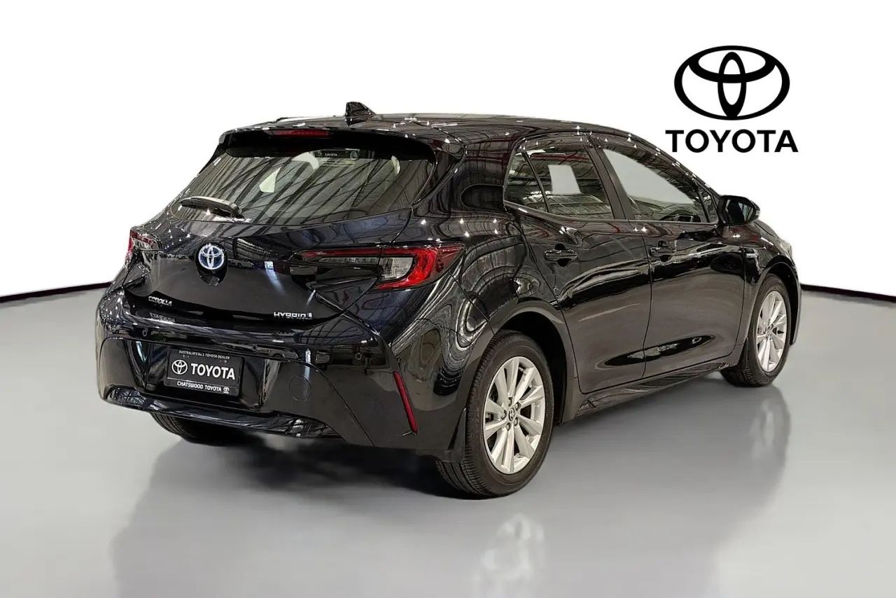 2023 Toyota Corolla Gallery Image 10