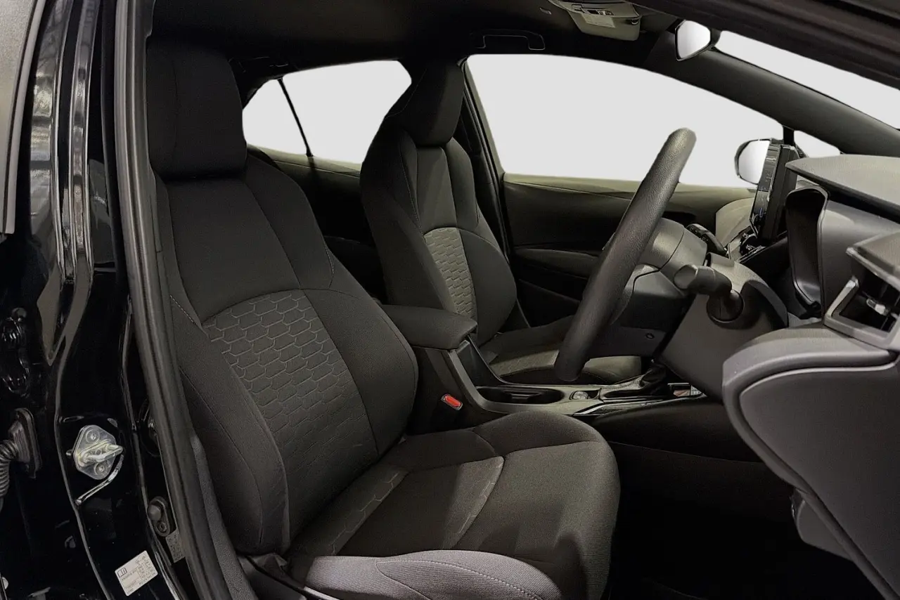 2023 Toyota Corolla Gallery Image 13