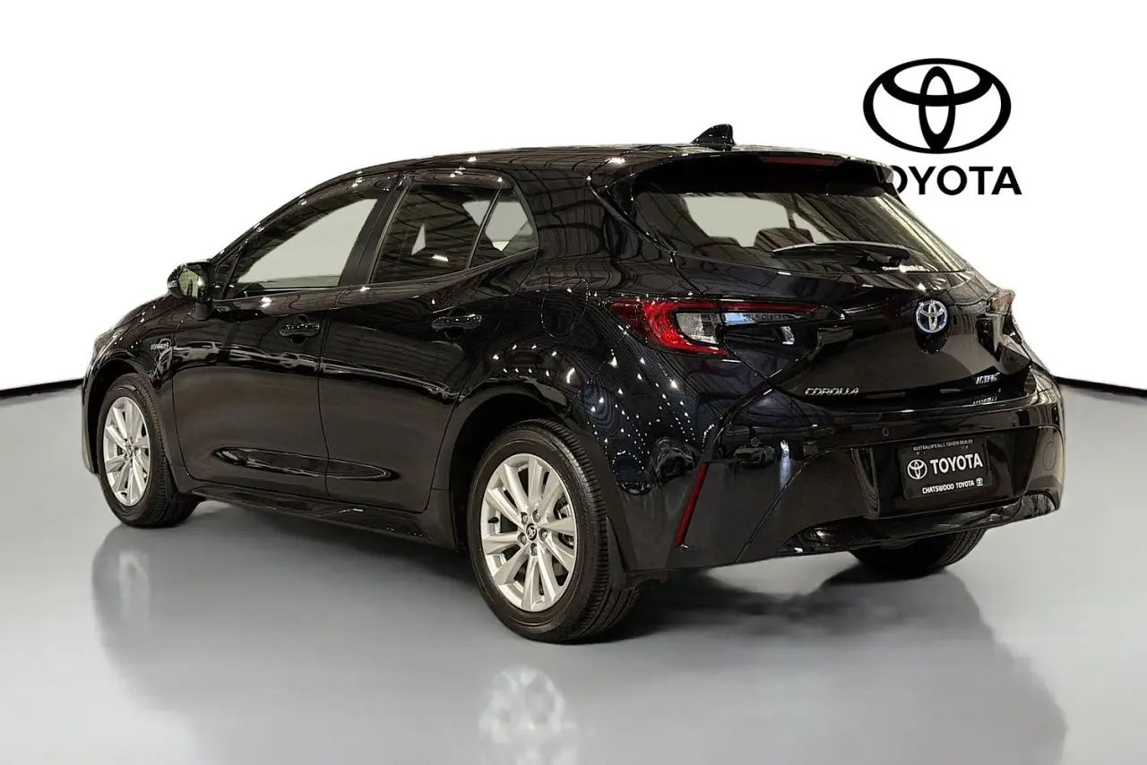 2023 Toyota Corolla Gallery Image 6