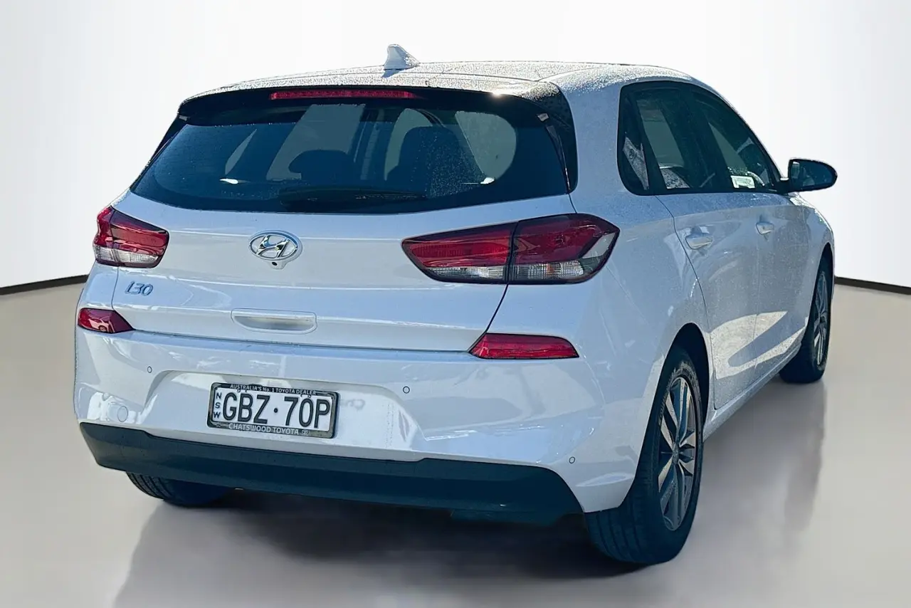 2020 Hyundai i30 Gallery Image 10