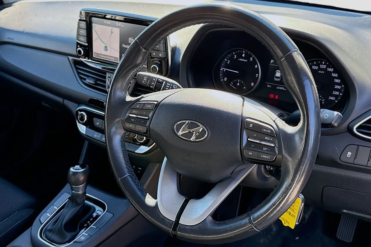 2020 Hyundai i30 Gallery Image 13