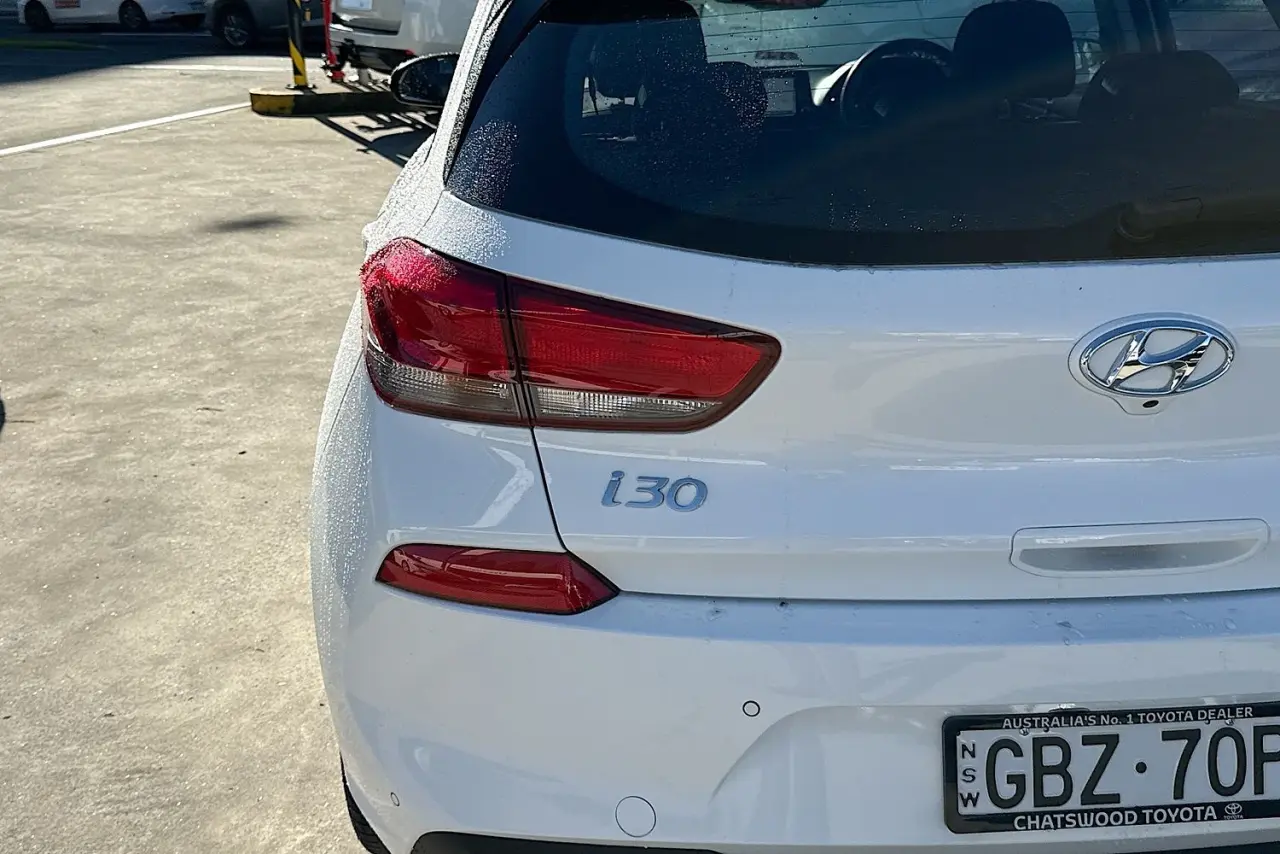 2020 Hyundai i30 Gallery Image 8