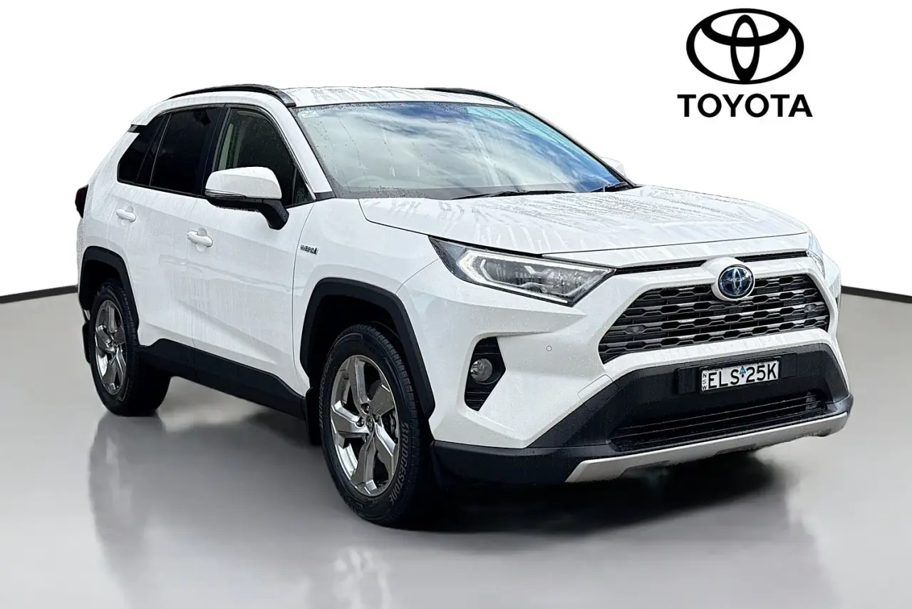 2021 Toyota RAV4 Gallery Image 1