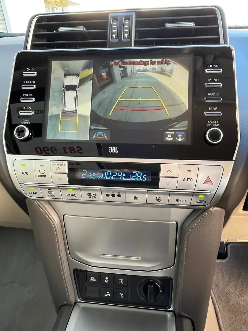 2023 Toyota Landcruiser Prado Gallery Image 20