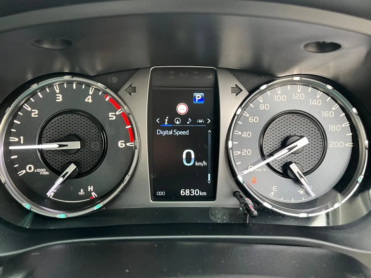 2025 Toyota Hilux Gallery Image 23