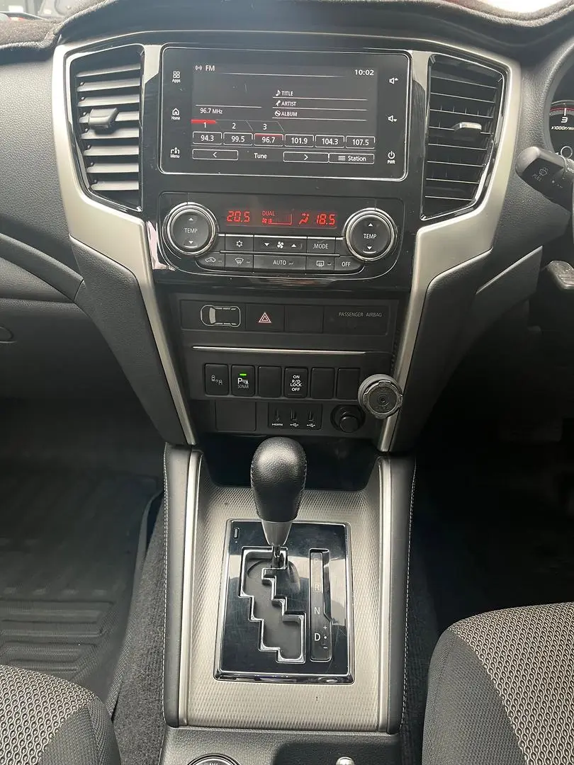 2020 Mitsubishi Triton Gallery Image 17