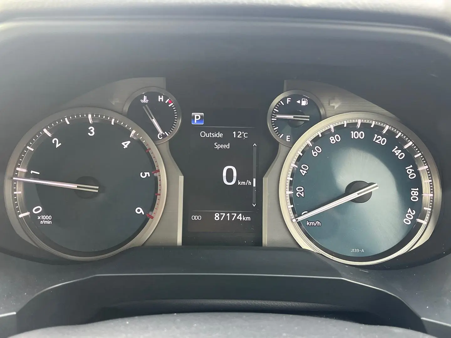 2018 Toyota Landcruiser Prado Gallery Image 24