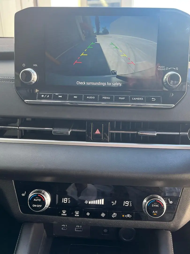 2024 Mitsubishi Outlander Gallery Image 19