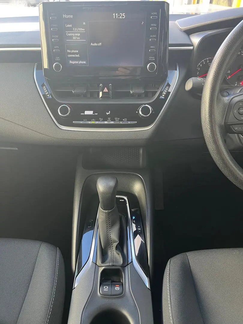 2021 Toyota Corolla Gallery Image 18