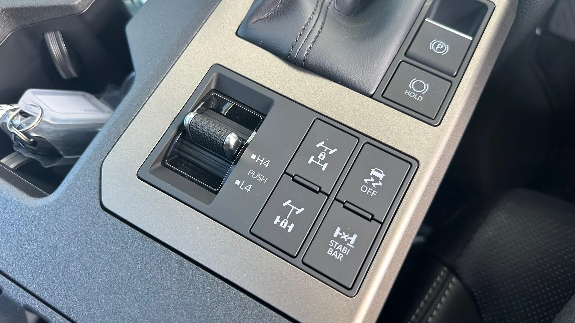 2025 Toyota Landcruiser Prado Gallery Image 24