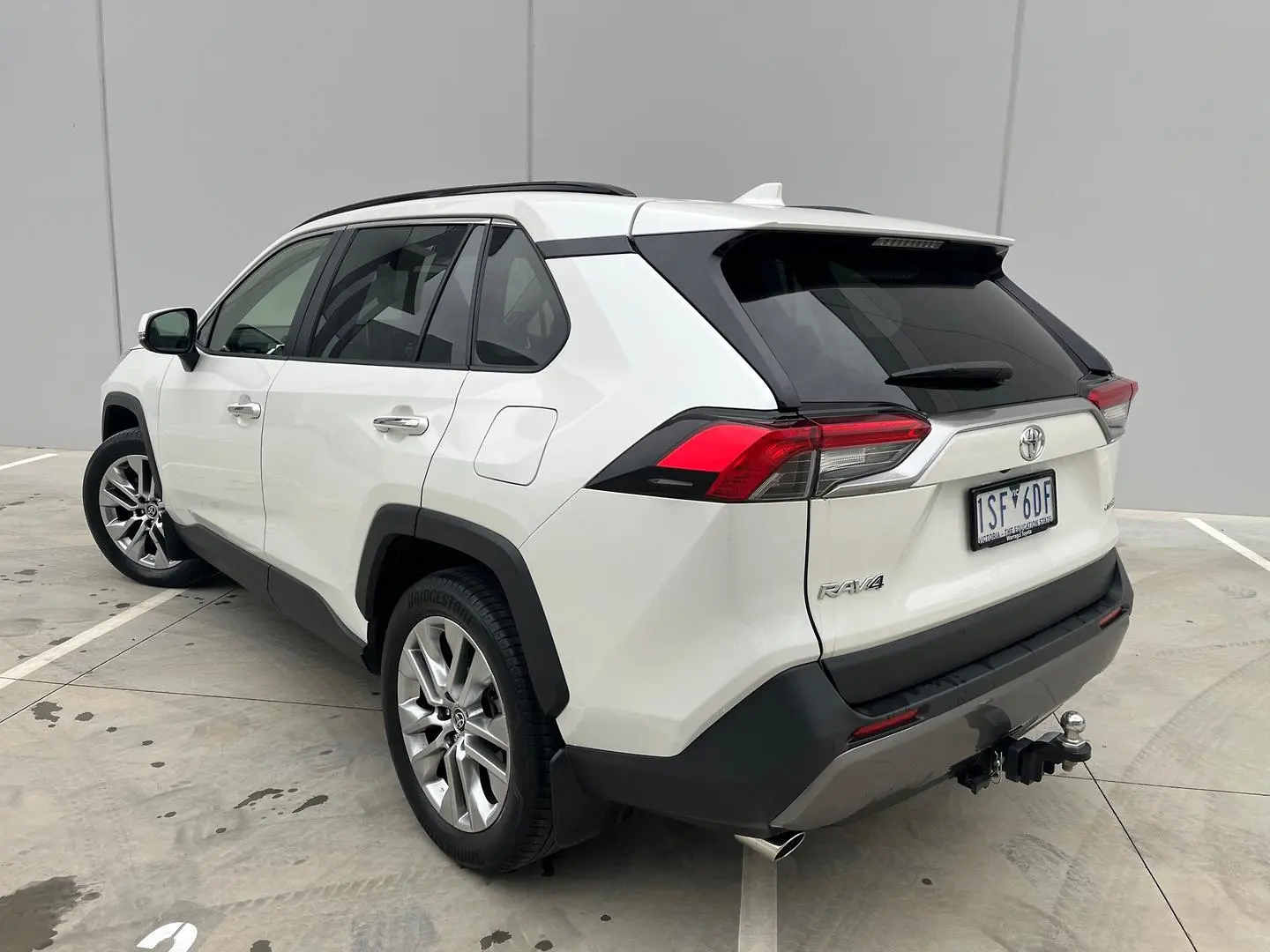 2020 Toyota RAV4 Gallery Image 8