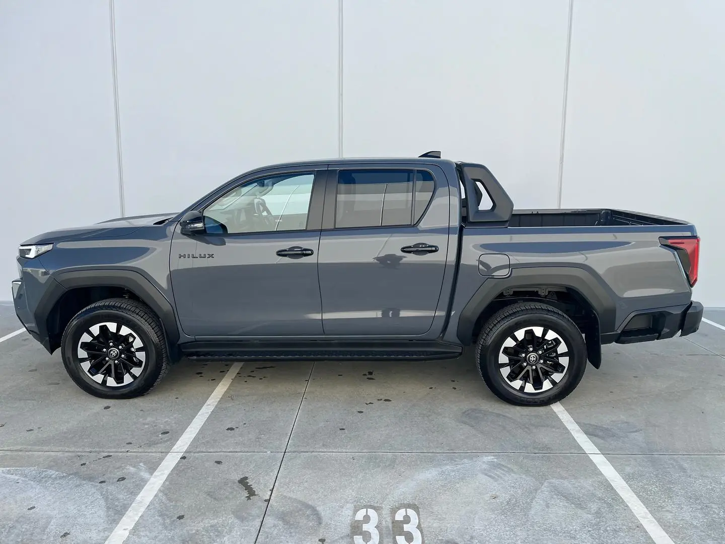 2026 Toyota Hilux Gallery Image 5