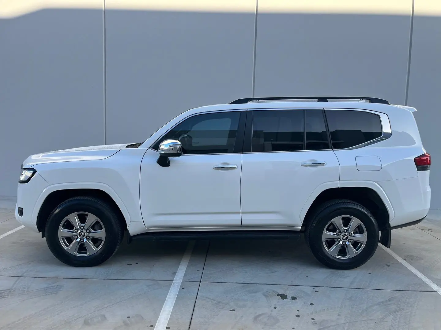 2021 Toyota Landcruiser Gallery Image 29