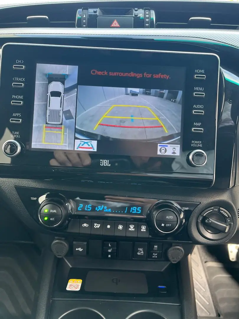 2024 Toyota Hilux Gallery Image 21